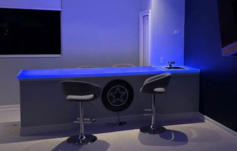 LED Countertop Display 2 - Glow Gizmo Tampa